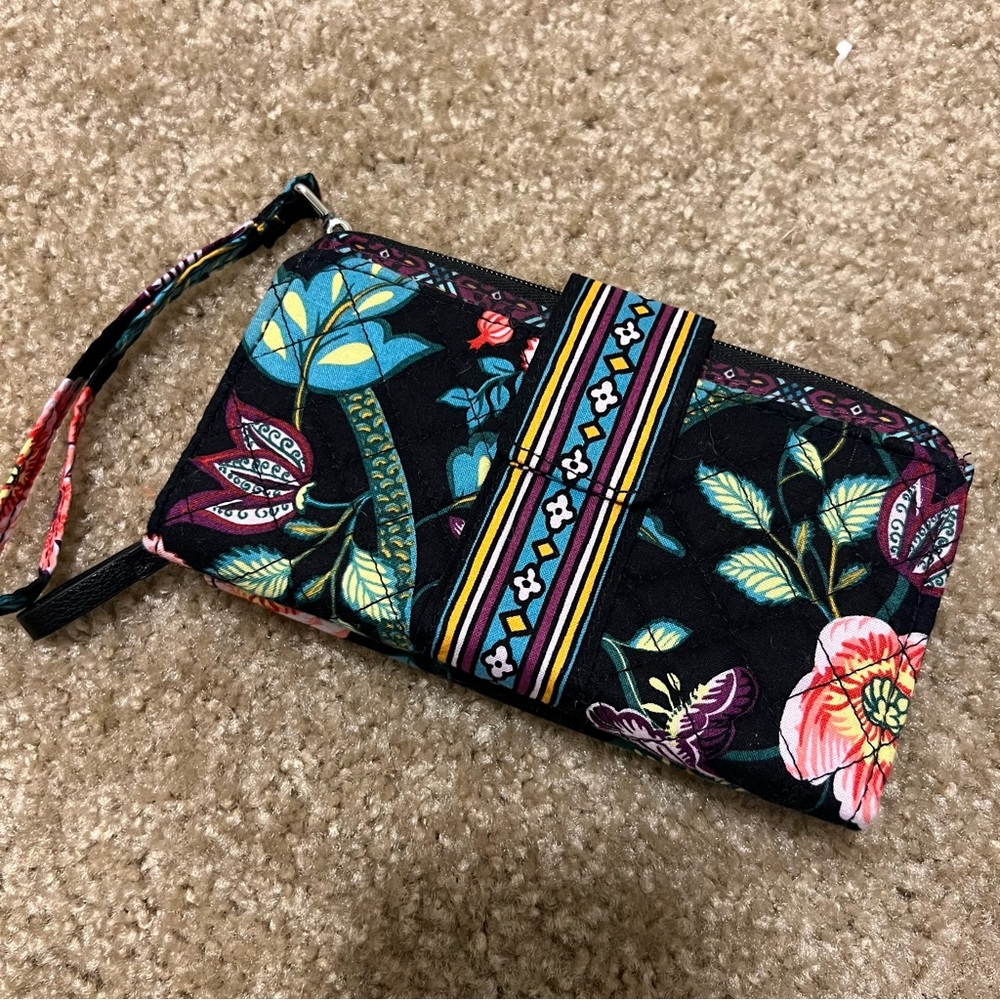 Vera Bradley wrist wallet